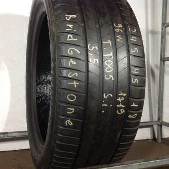 Шини Bridgestone 245/45/18