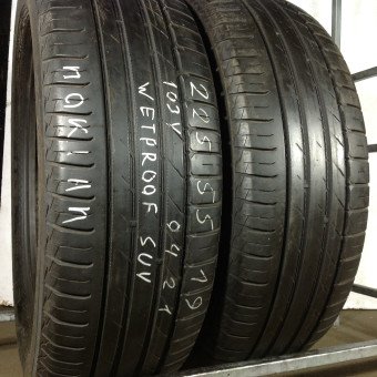 Tires Nokian 225/55/19
