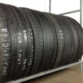 Tires Bridgestone 225/45/17