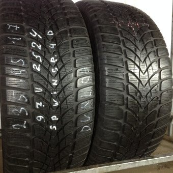 Tires Dunlop 235/45/17