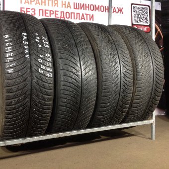 Tires Michelin 235/65/17
