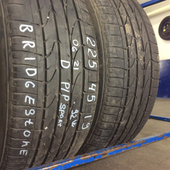 Шины Bridgestone 225/45/19