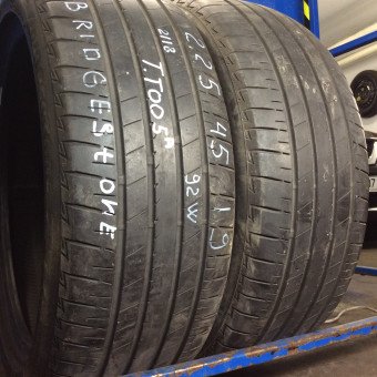 Шини Bridgestone 225/45/19