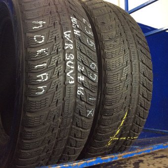 Шини Nokian 235/65/17