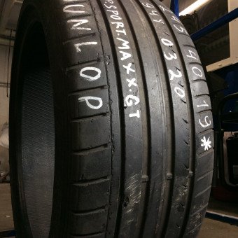 Tires Dunlop 245/40/19