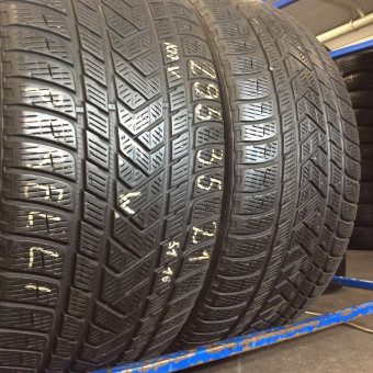 Шины Pirelli 295/35/21