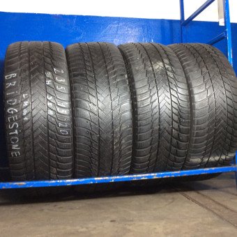 Tires Bridgestone 235/45/20